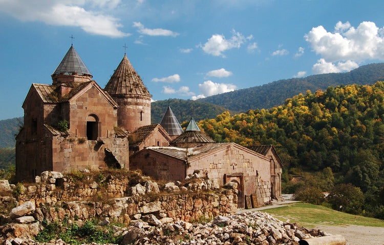 Севан – Севанаванк (монастырь) – Дилижан – Агарцин (монастырь) – Гошаванк (монастырь)