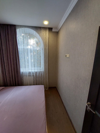 Apartment in Yerevan HANRAPETUTYAN 58