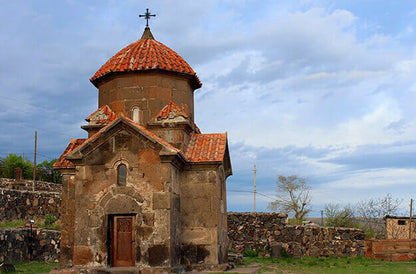 Ошакан – Кармравор – Сагмосаванк – Оганнаванк
