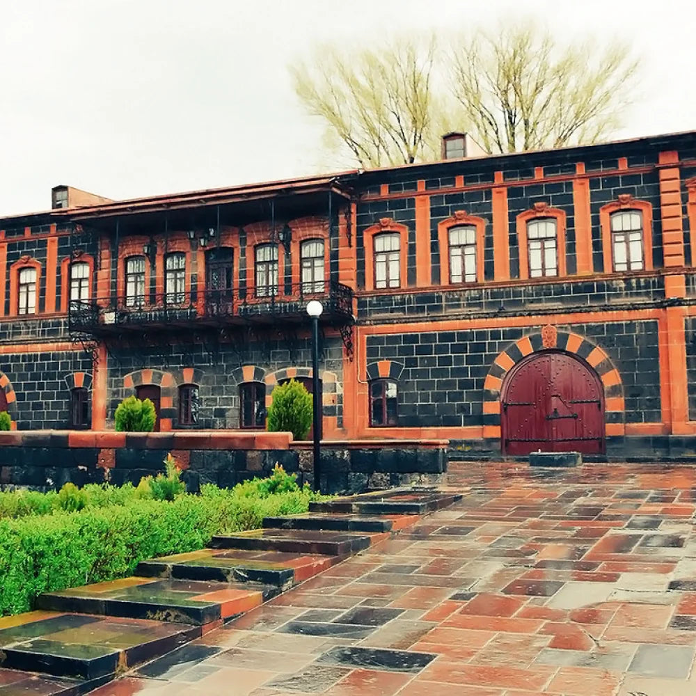 Музей Гюмри-Дзитогцян - Харичаванк