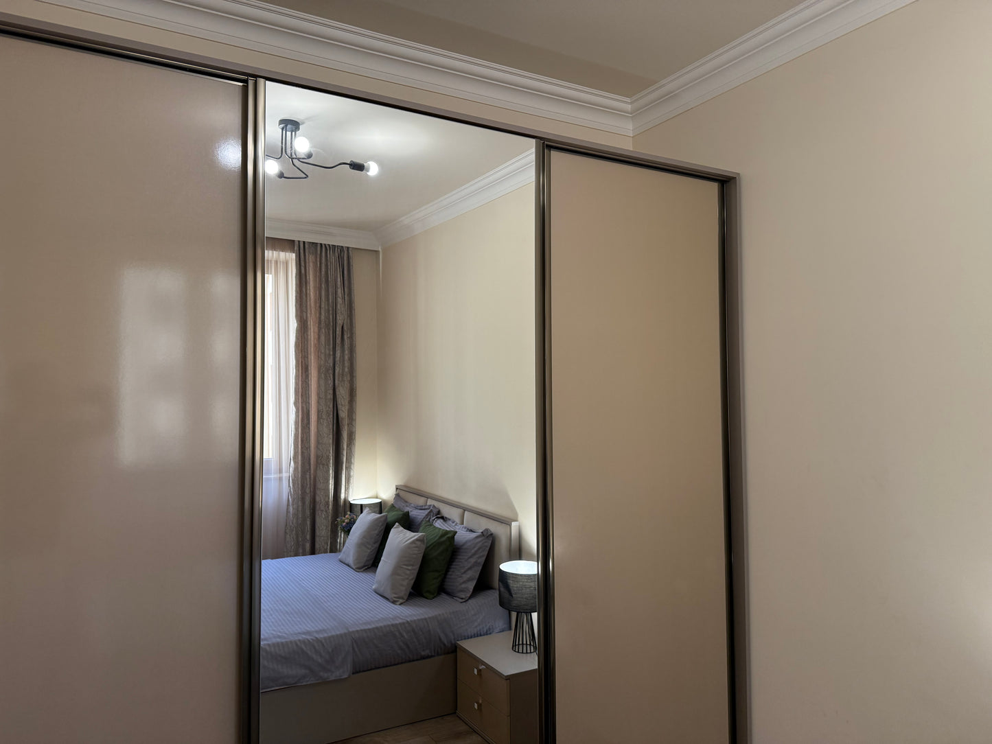 Apartment in Yerevan AMIRYAN 4/4