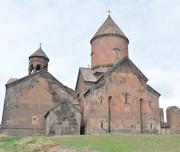 Сагмосаванк – Памятник алфавиту – Апаран – Аричаванк – Лмбатаванк – Гюмри