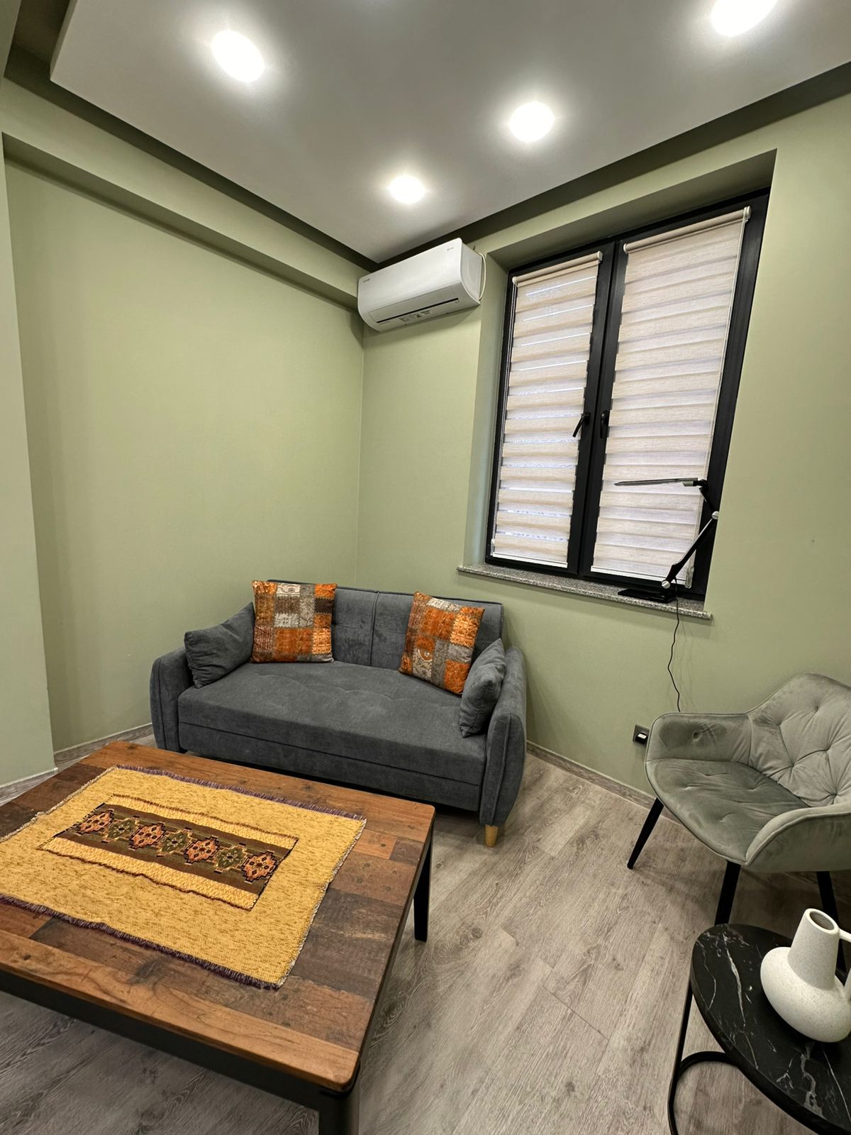 Квартира посуточно в Ереване  Амирян 4/4