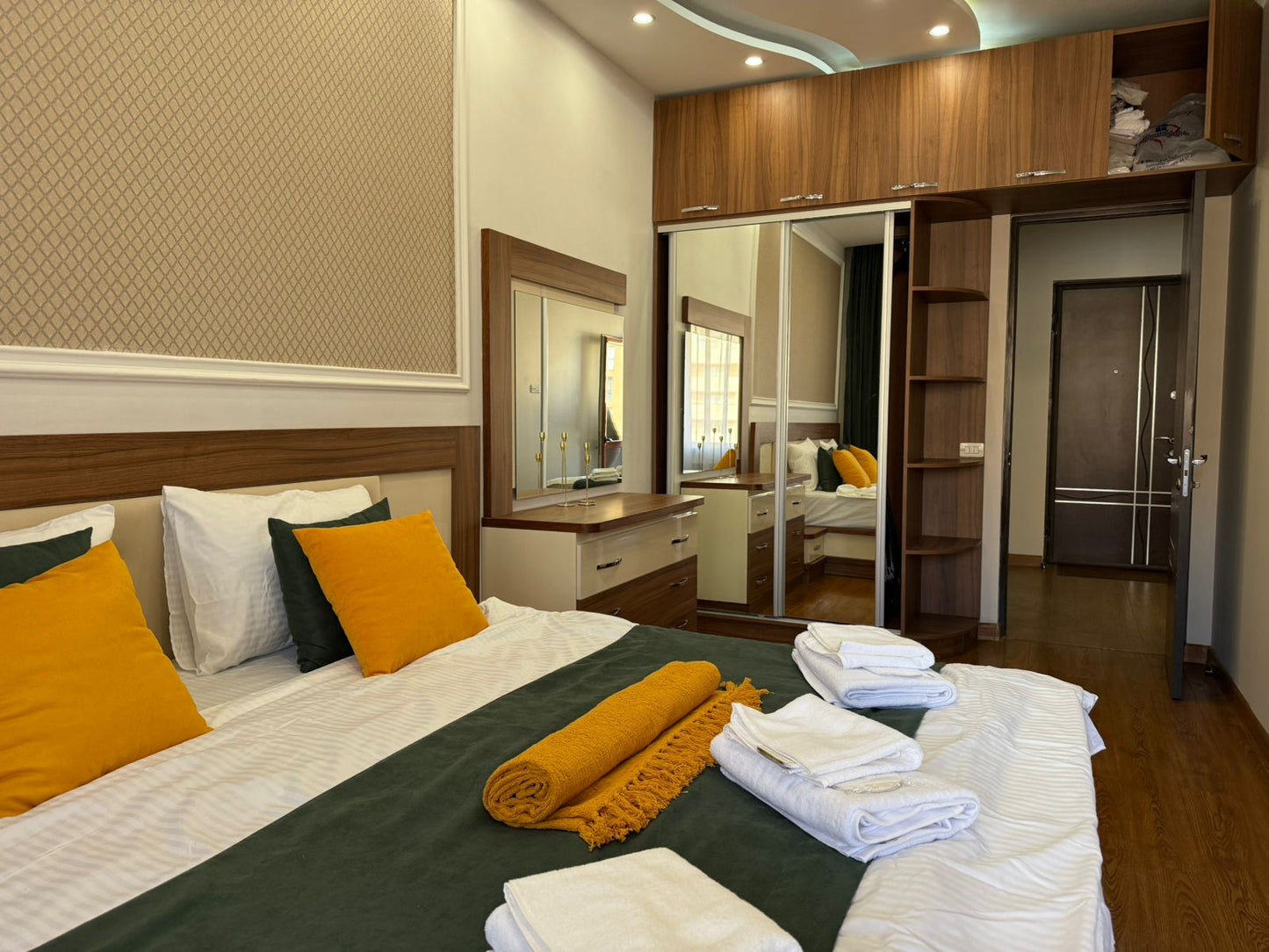 Apartment in Yerevan Buzand 13